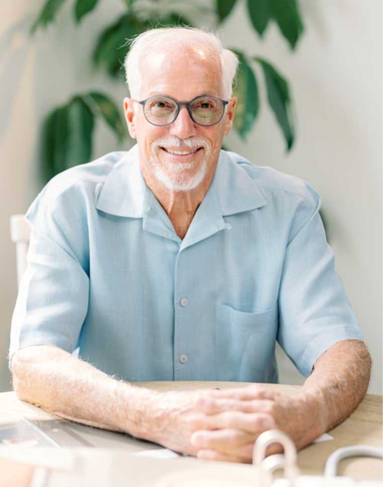 Portrait photo of a smiling man